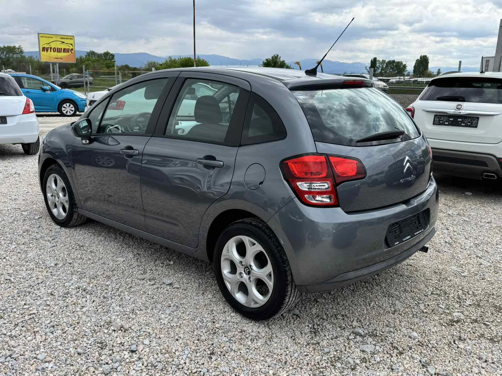 Citroen C3 1.4i 74ks, снимка 6 - Автомобили и джипове - 54389747