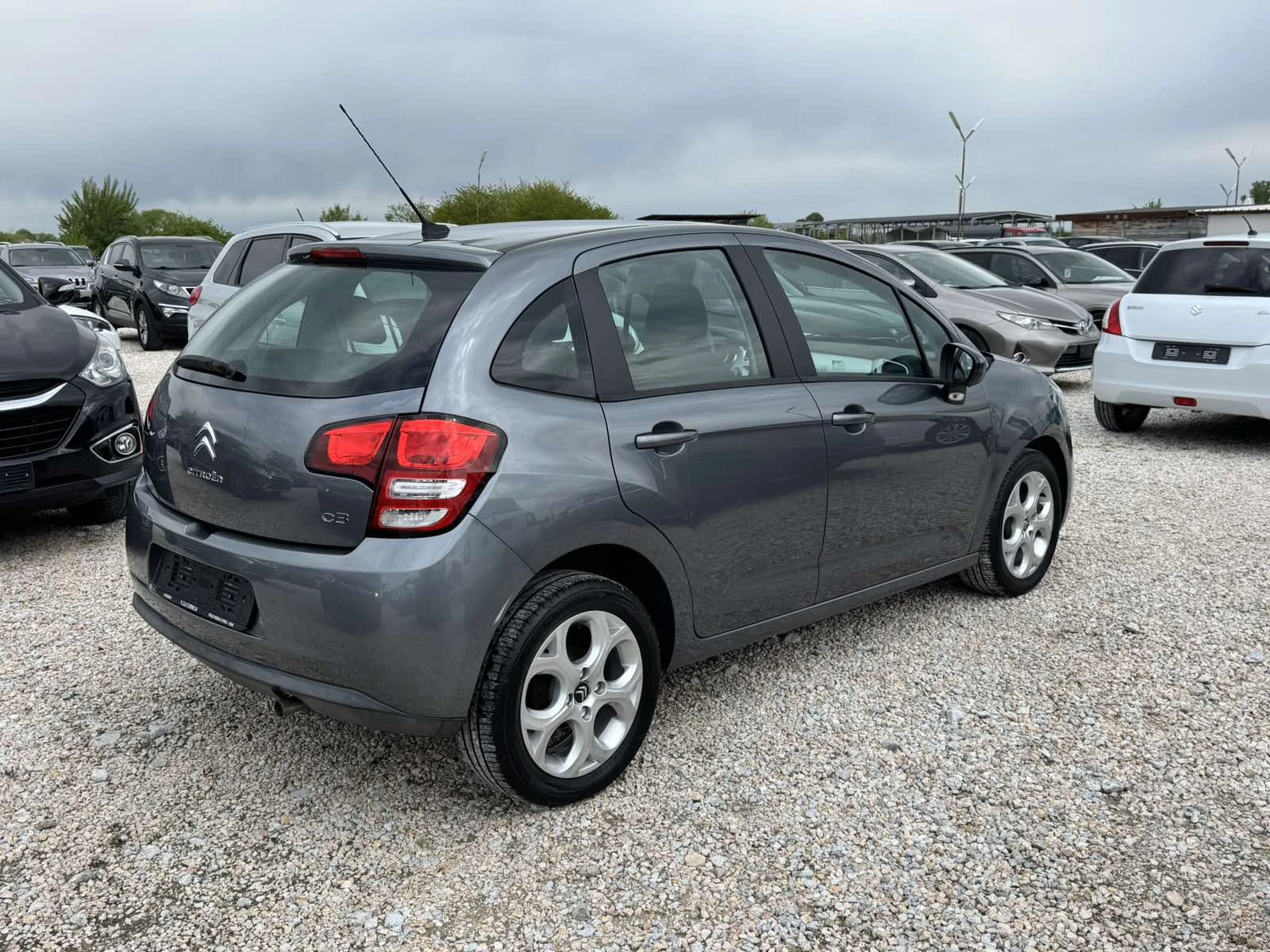Citroen C3 1.4i 74ks, снимка 4 - Автомобили и джипове - 54389747