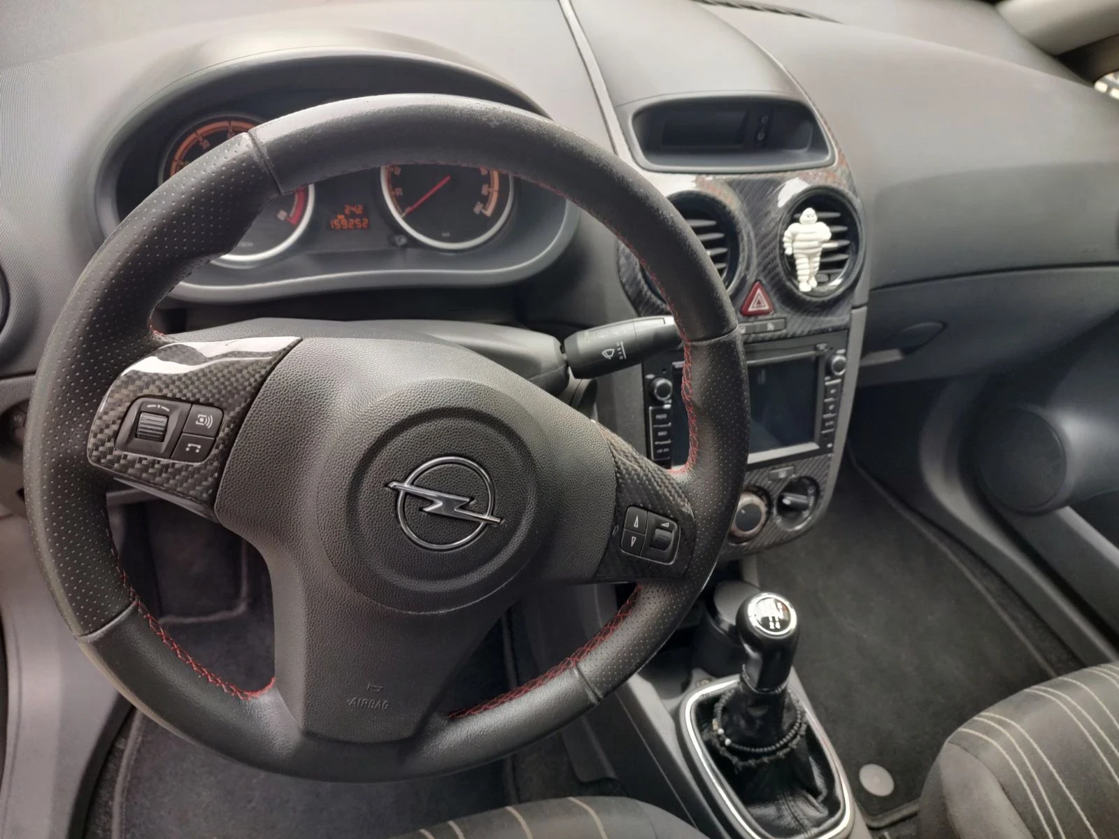 Opel Corsa, снимка 2 - Автомобили и джипове - 54566695