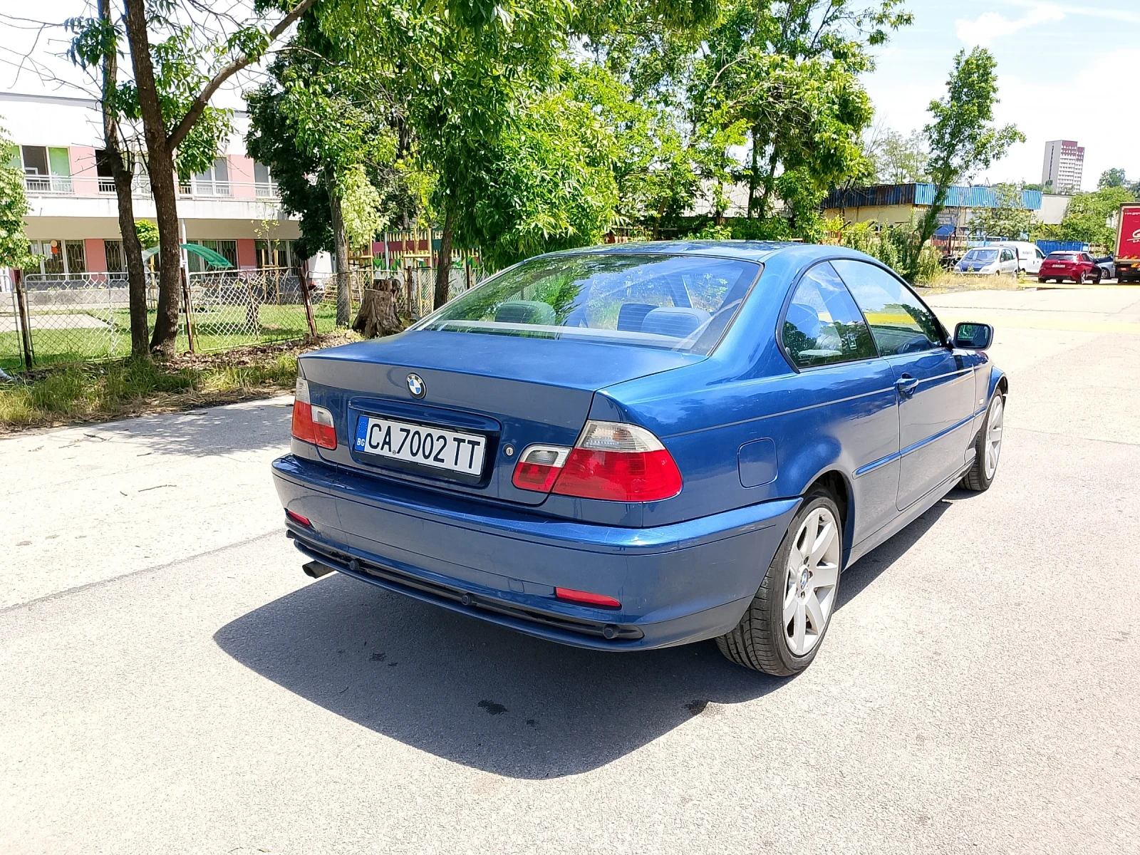 BMW 318 318, снимка 4 - Автомобили и джипове - 54763262
