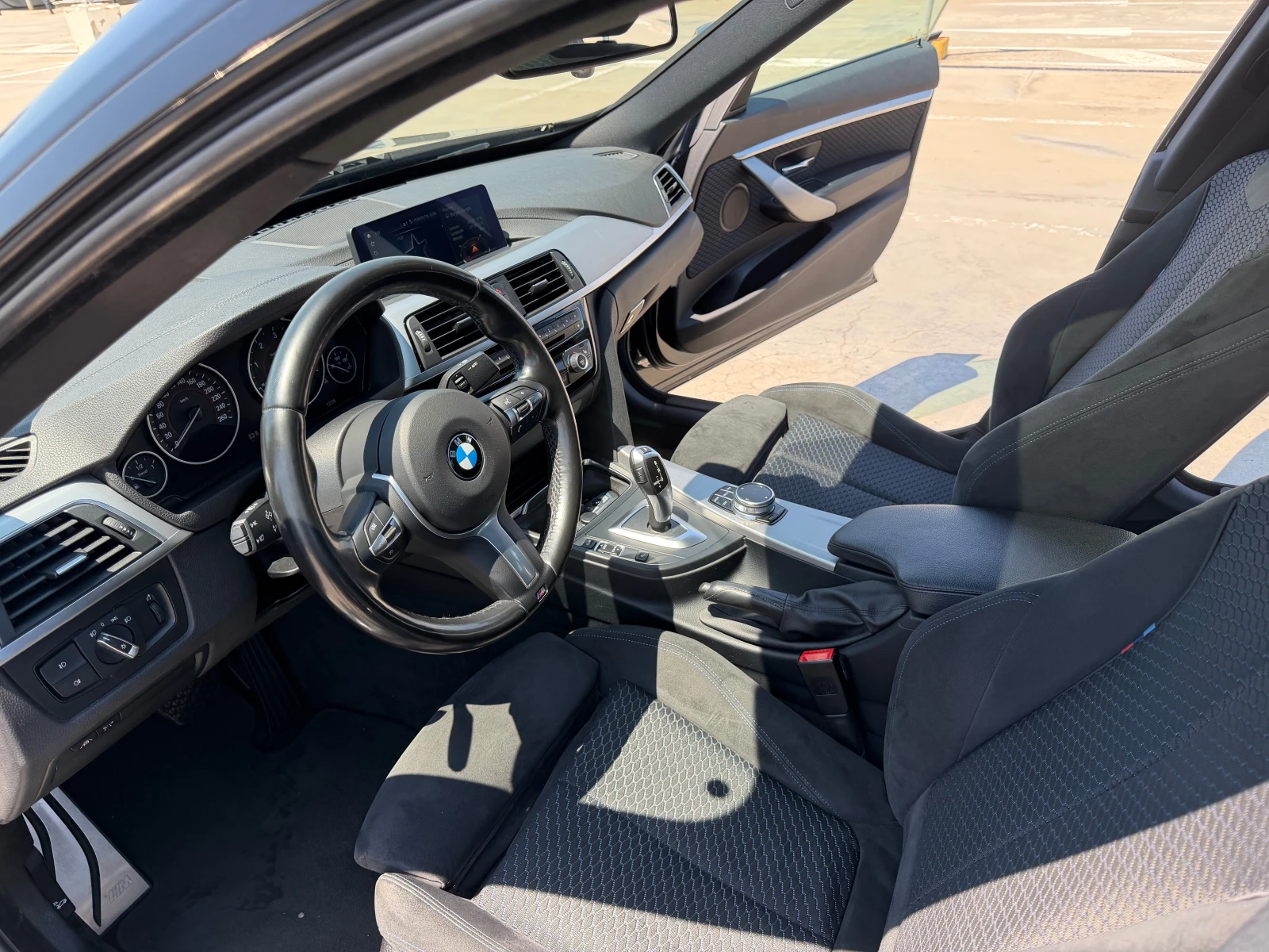 BMW 3gt 330D Xdrive, снимка 5 - Автомобили и джипове - 54773674