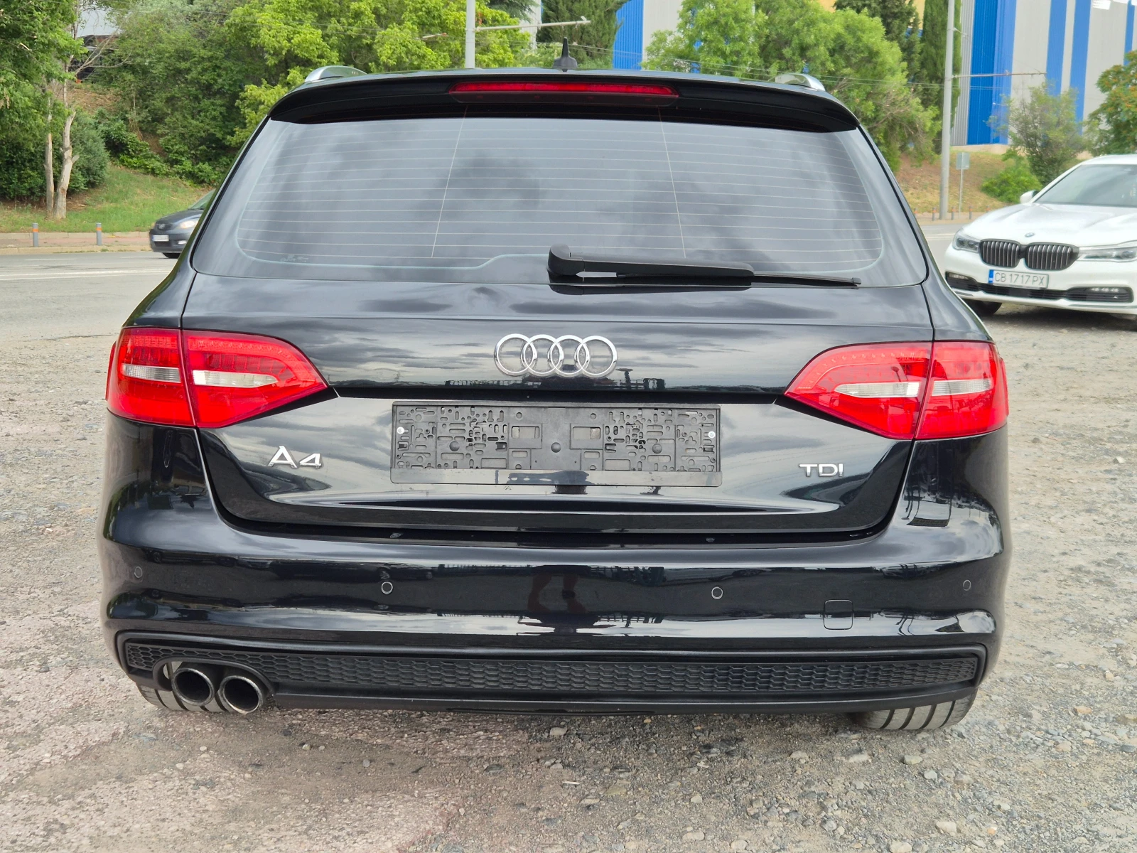 Audi A4 2.0TDI Автомат, снимка 4 - Автомобили и джипове - 54954648