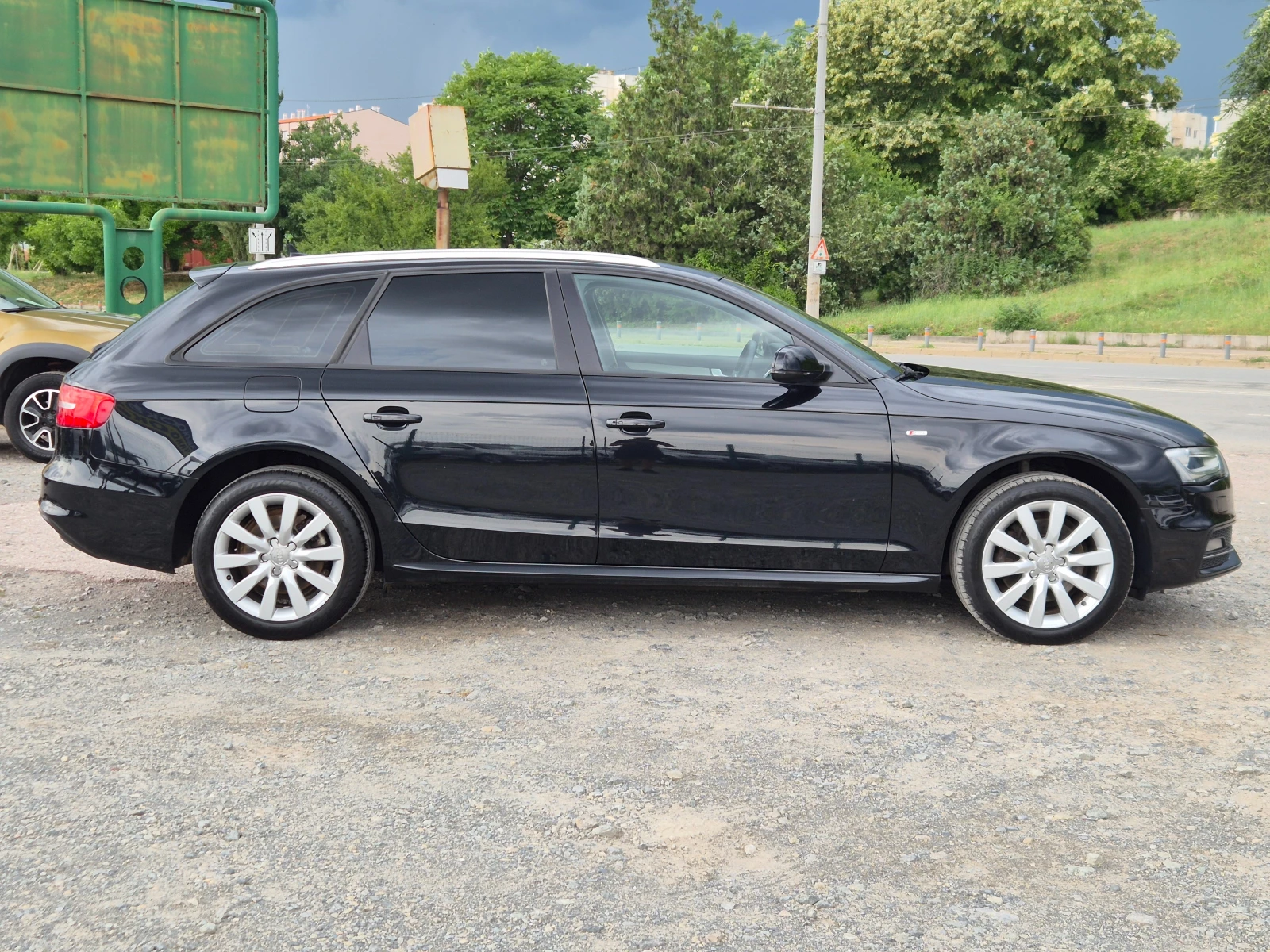 Audi A4 2.0TDI Автомат, снимка 6 - Автомобили и джипове - 54954648