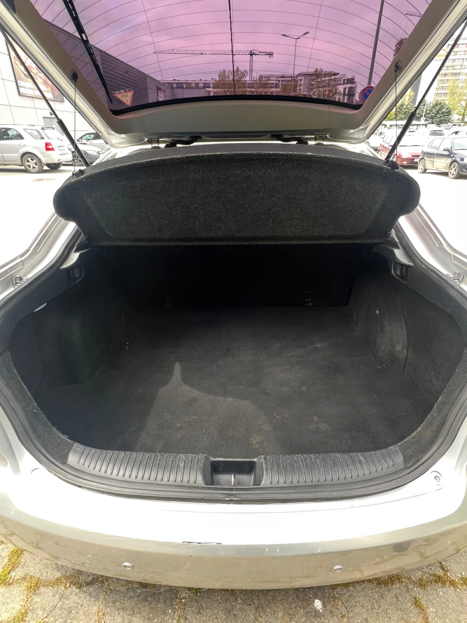 Mazda 6 facelift 2.3 LPG, снимка 11 - Автомобили и джипове - 55017544