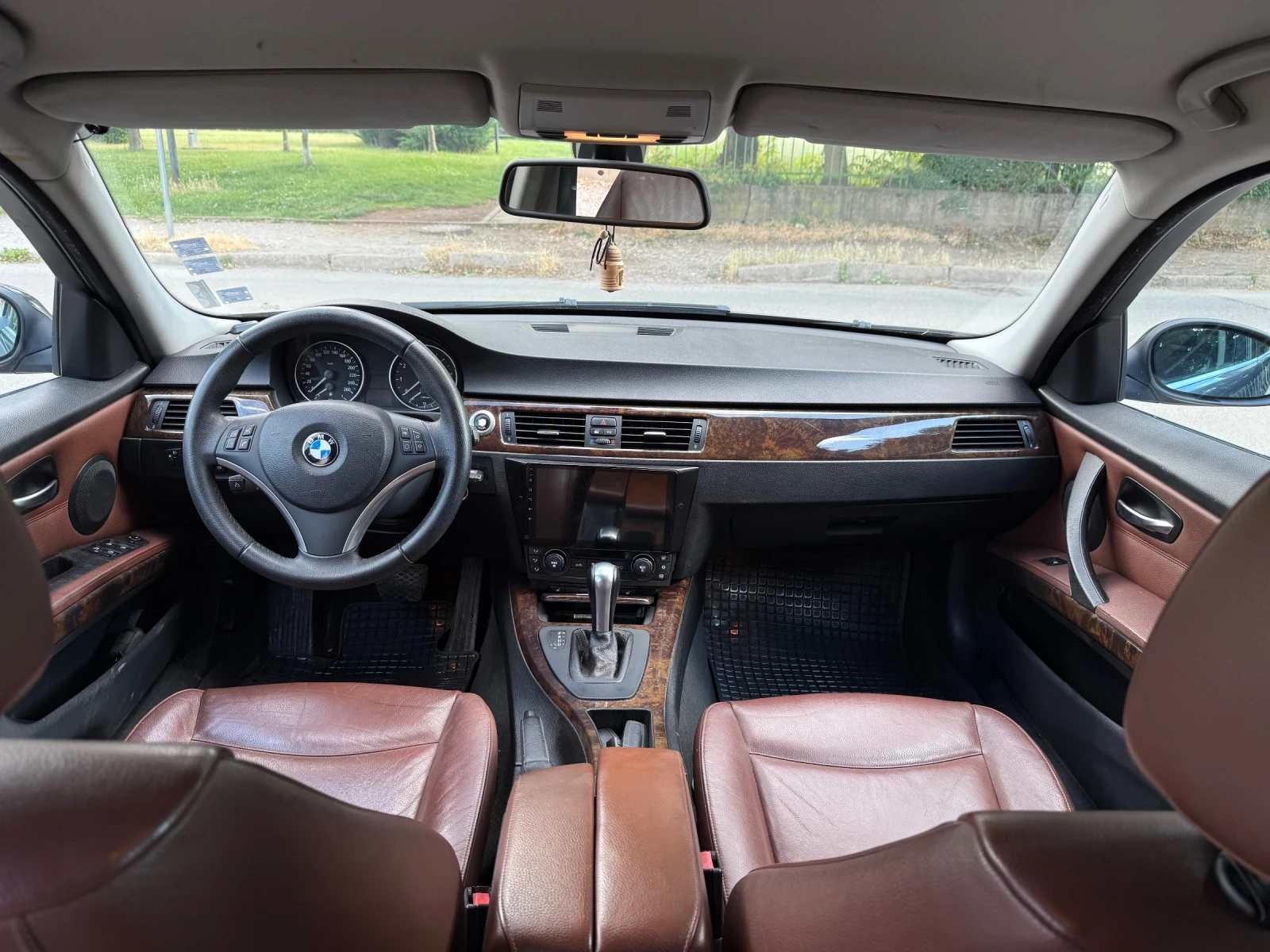 BMW 325 i X-Drive AUTOMAT , снимка 8 - Автомобили и джипове - 55191440