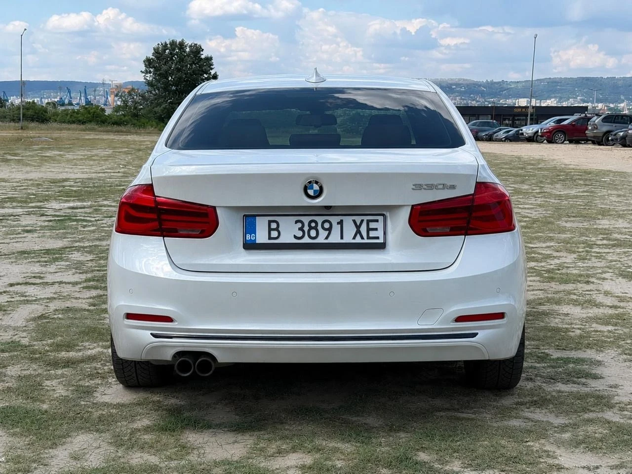 BMW 330 E IPerfomance , снимка 2 - Автомобили и джипове - 55327122