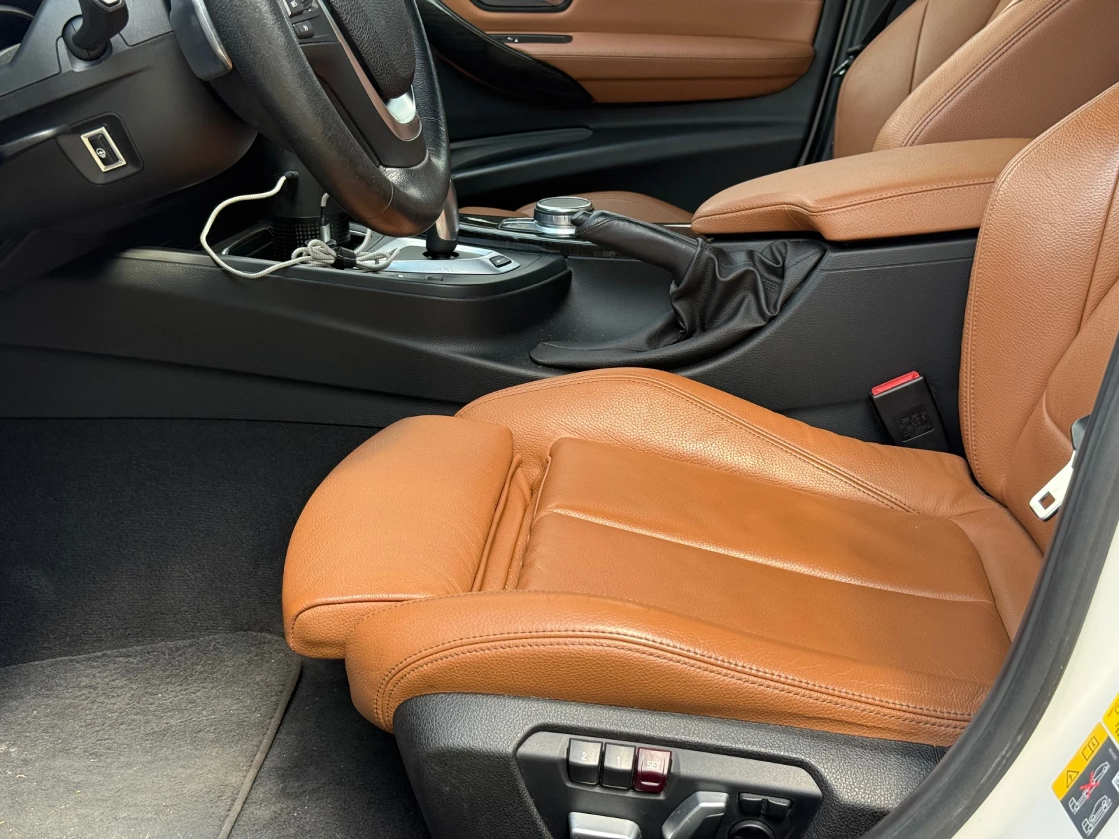 BMW 330 E IPerfomance , снимка 9 - Автомобили и джипове - 55327122