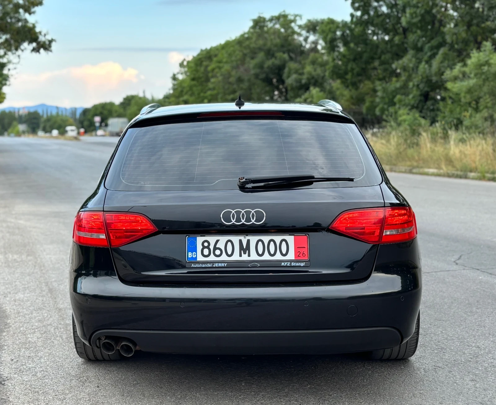 Audi A4 2.0 TDI // Top// S line//, снимка 7 - Автомобили и джипове - 55358987
