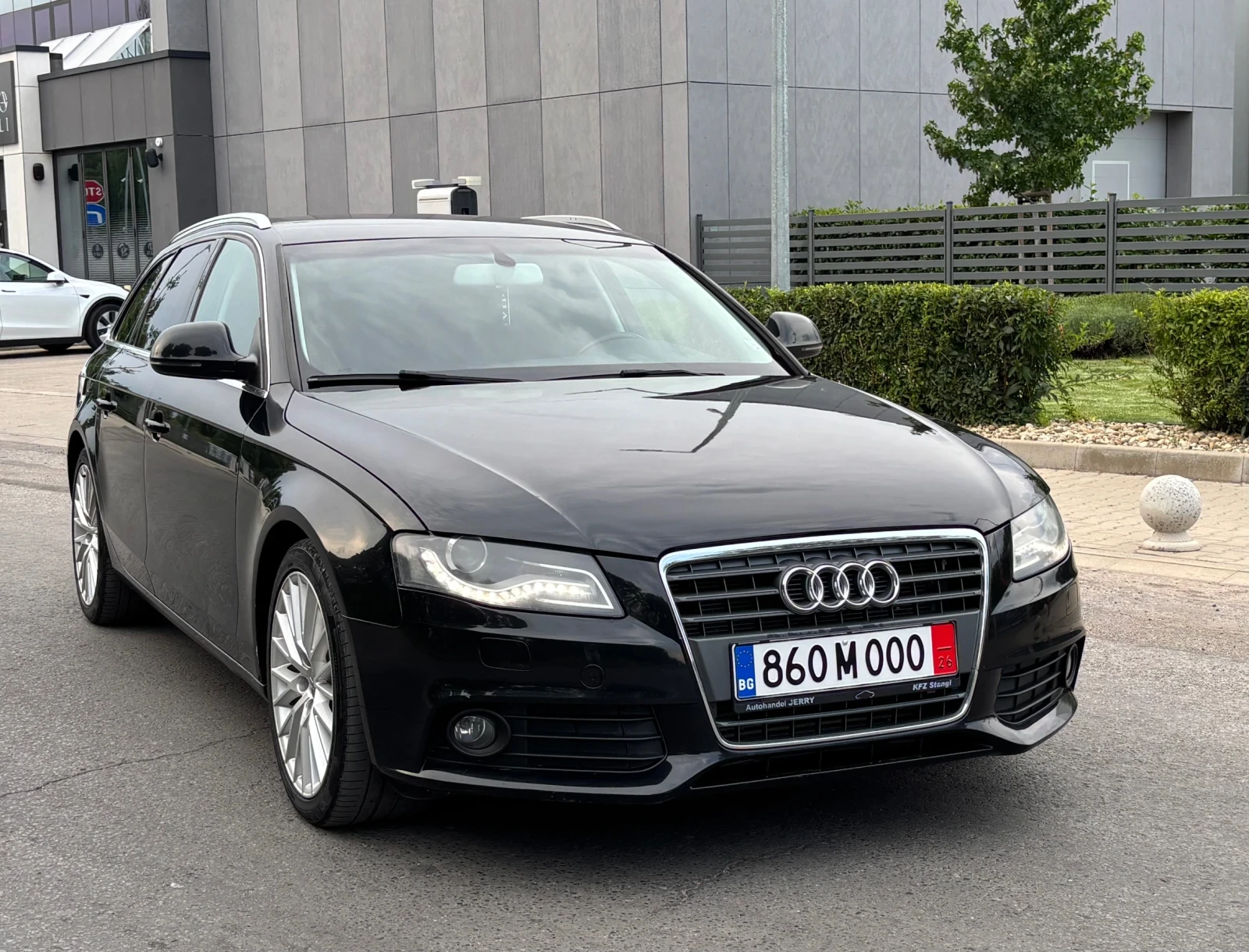 Audi A4 2.0 TDI // Top// S line//, снимка 13 - Автомобили и джипове - 55358987