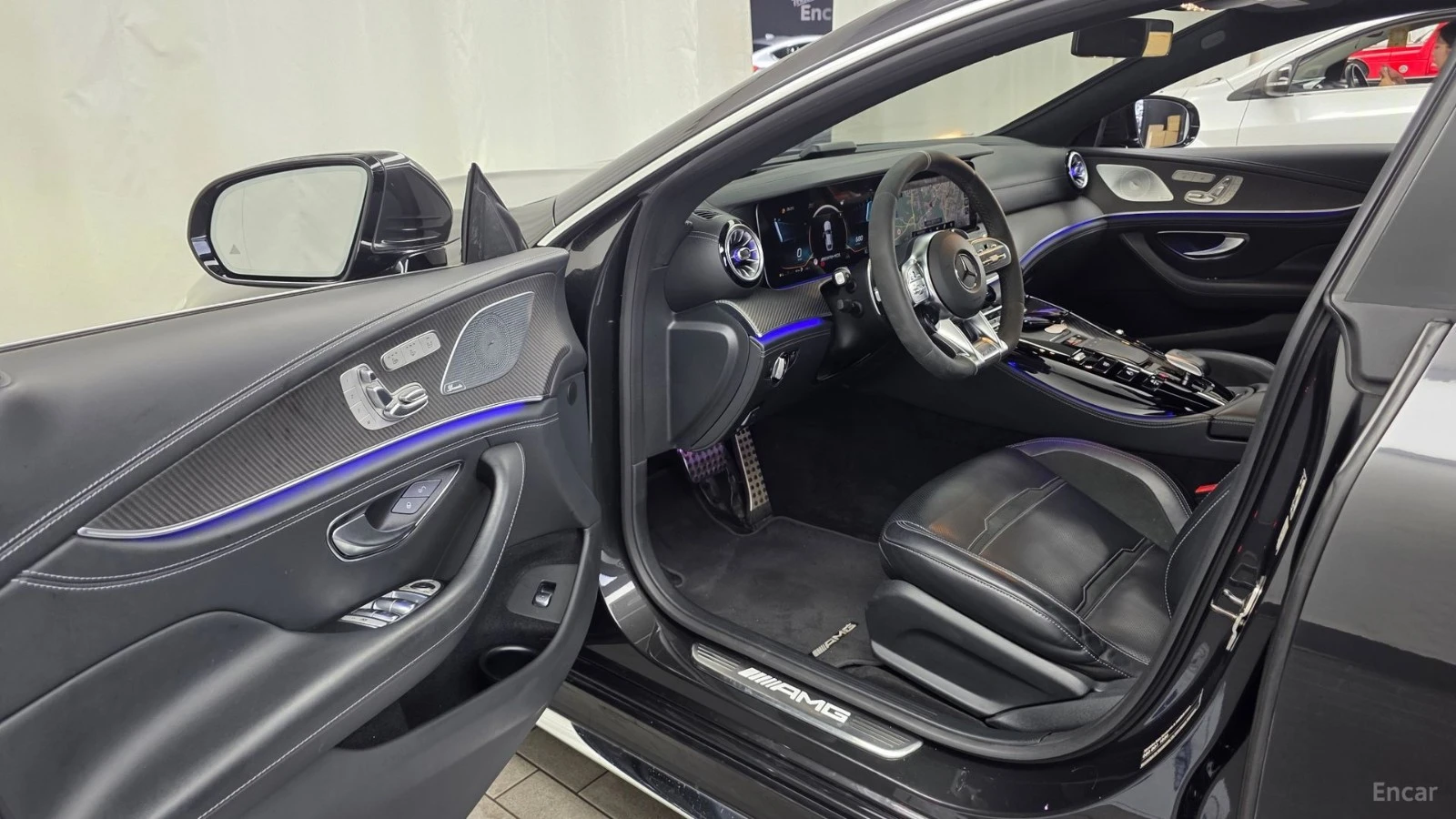 Mercedes-Benz AMG GT 63S 4MATIC+ * HUD* 360* МАСАЖИ* АВТОКРЕДИТ, снимка 9 - Автомобили и джипове - 55680963
