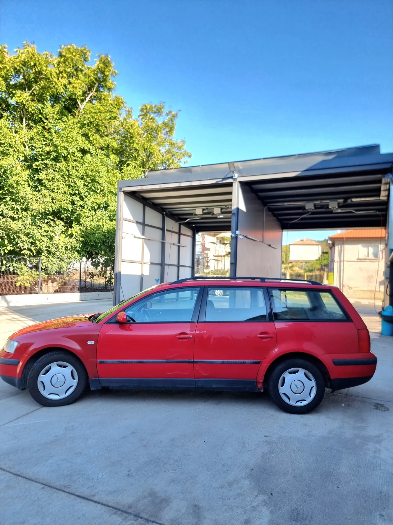 VW Passat 1.8, снимка 2 - Автомобили и джипове - 56059637
