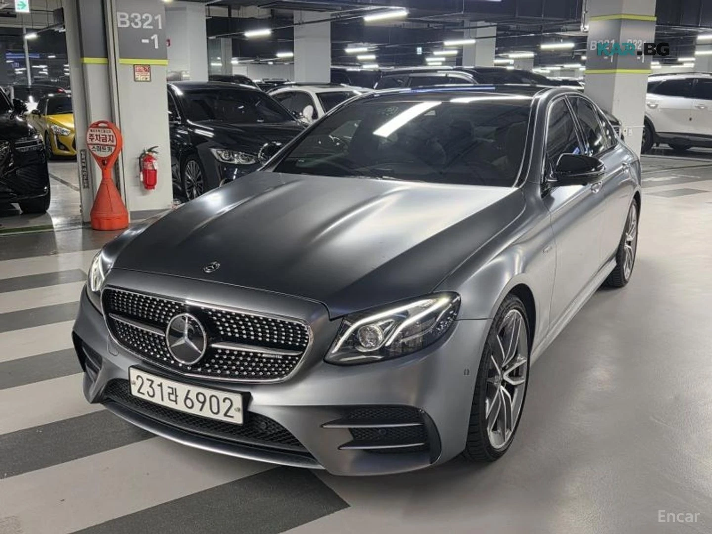 Mercedes-Benz E 53 AMG 4MATIC+ * HUD* 360* МАСАЖИ* ОБДУХ* НАВИ* ПАНО, снимка 4 - Автомобили и джипове - 56087608