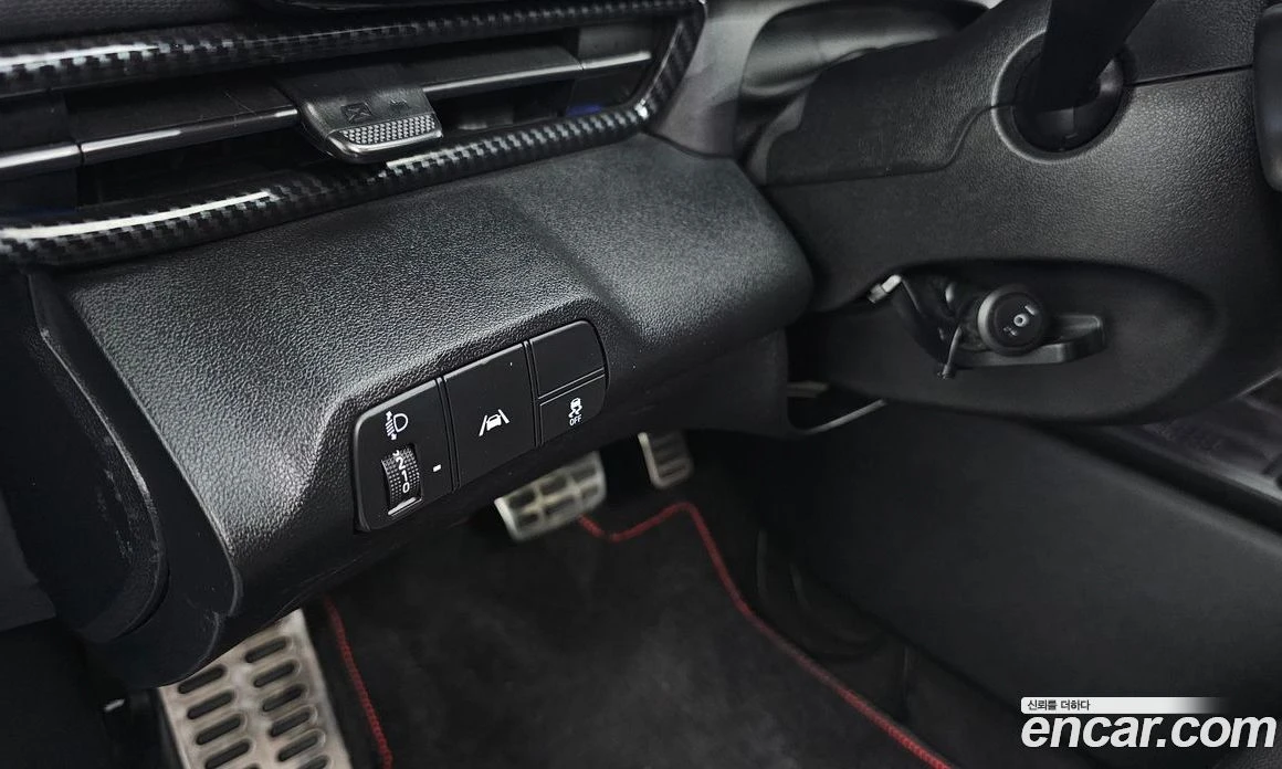 Hyundai Elantra 2.0 N, снимка 16 - Автомобили и джипове - 56155677