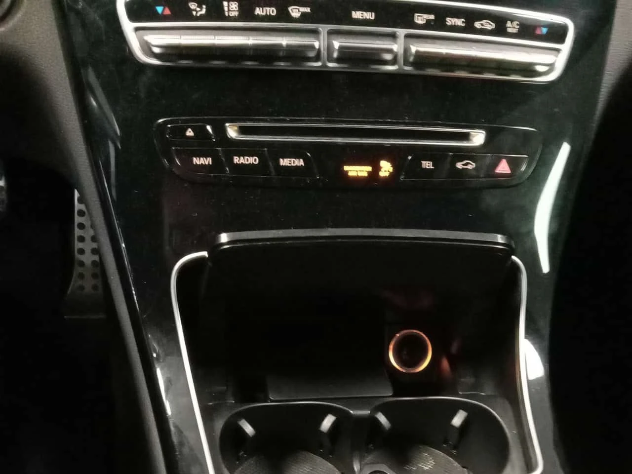 Mercedes-Benz C 63 AMG S | CARFAX | ��� ��������� | Mobile.bg � ����������� 10