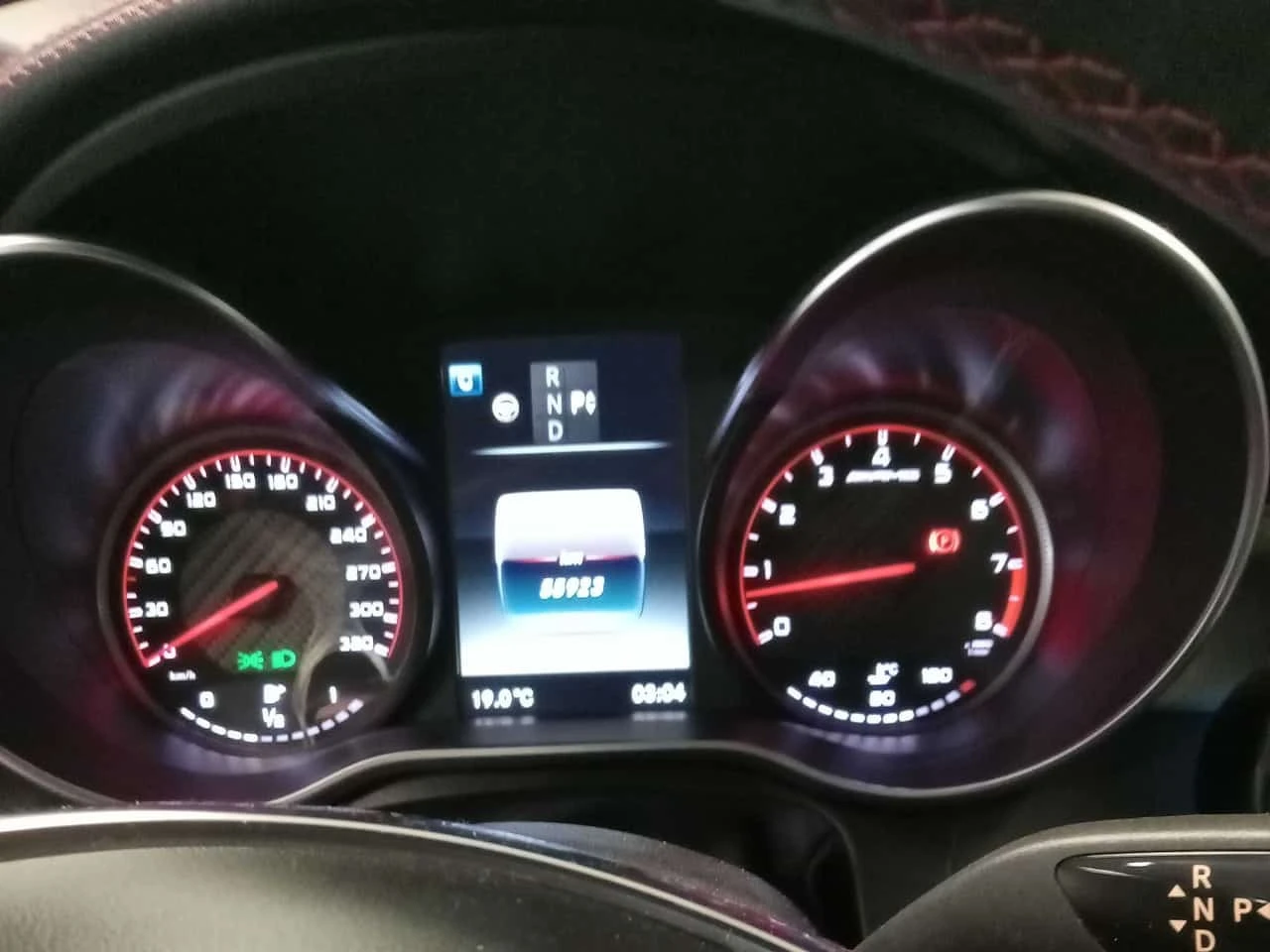 Mercedes-Benz C 63 AMG S | CARFAX | ��� ��������� | Mobile.bg � ����������� 8