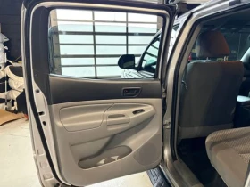 Toyota Tacoma V6 4X4, снимка 15