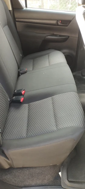 Toyota Hilux   | Mobile.bg    8