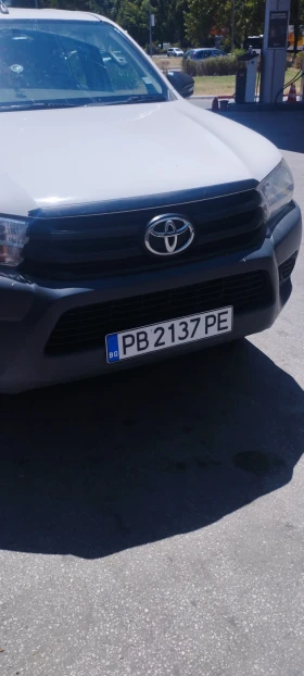     Toyota Hilux  