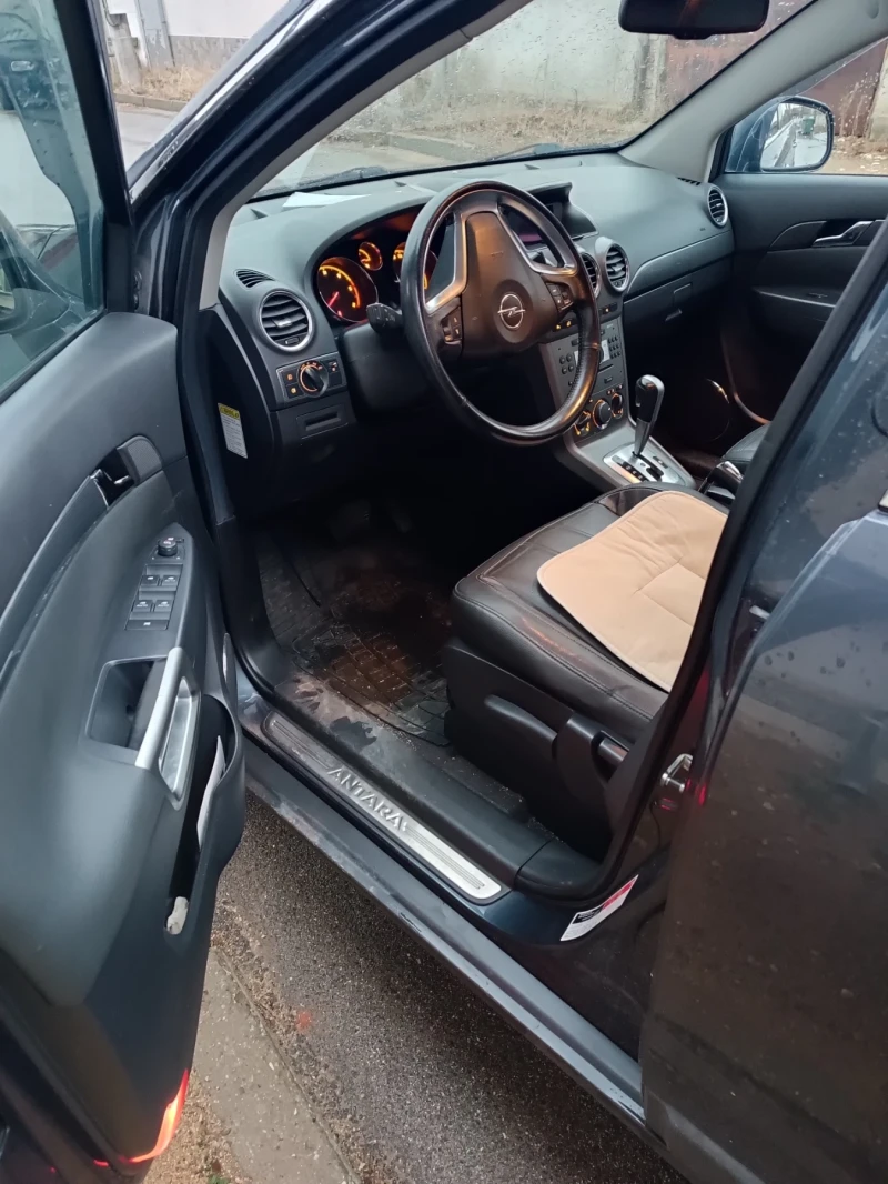 Opel Antara, снимка 4 - Автомобили и джипове - 48174136