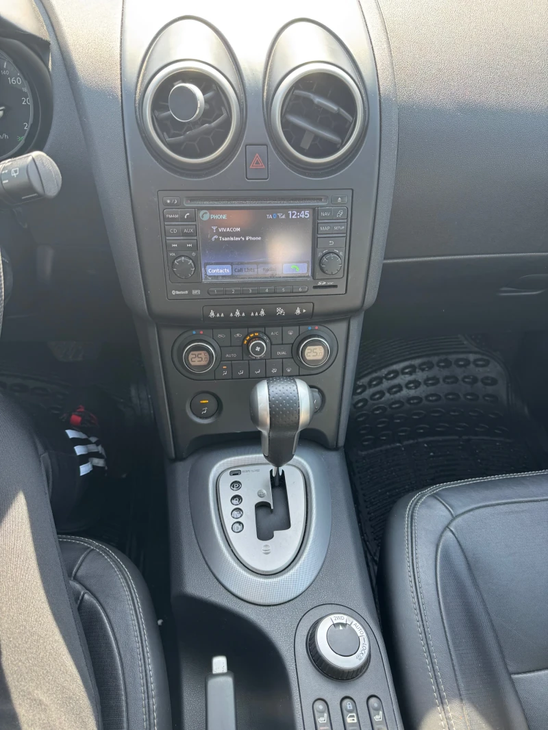 Nissan Qashqai 2.0 dCi , снимка 11 - Автомобили и джипове - 53534969