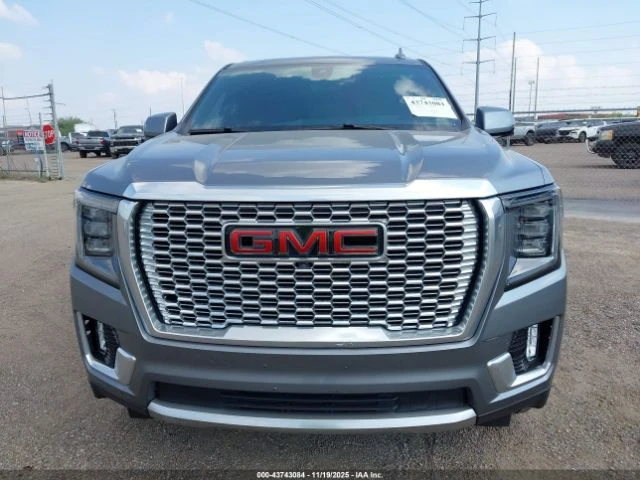 Gmc Yukon 4WD DENALI* Кожа* Подгрев* Keyless* КЛИП НА МОТОР, снимка 2 - Автомобили и джипове - 53223629