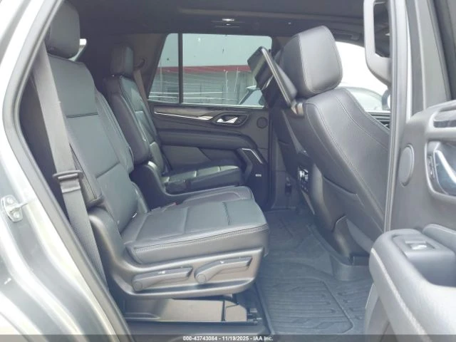 Gmc Yukon 4WD DENALI* Кожа* Подгрев* Keyless* КЛИП НА МОТОР, снимка 12 - Автомобили и джипове - 53223629