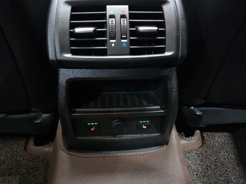 BMW X4 xDrive 20D, снимка 17 - Автомобили и джипове - 55352074