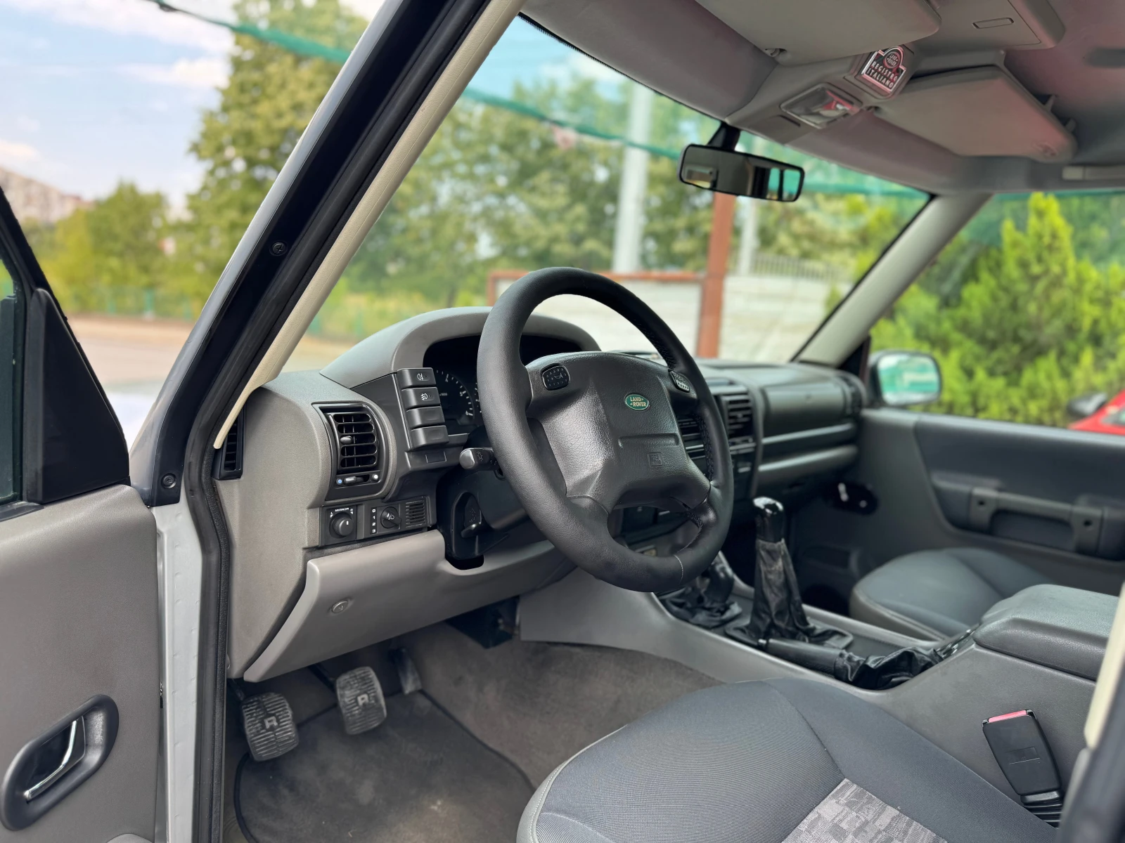 Land Rover Discovery 2.5Td5 * KLIMATRONIK - изображение 7
