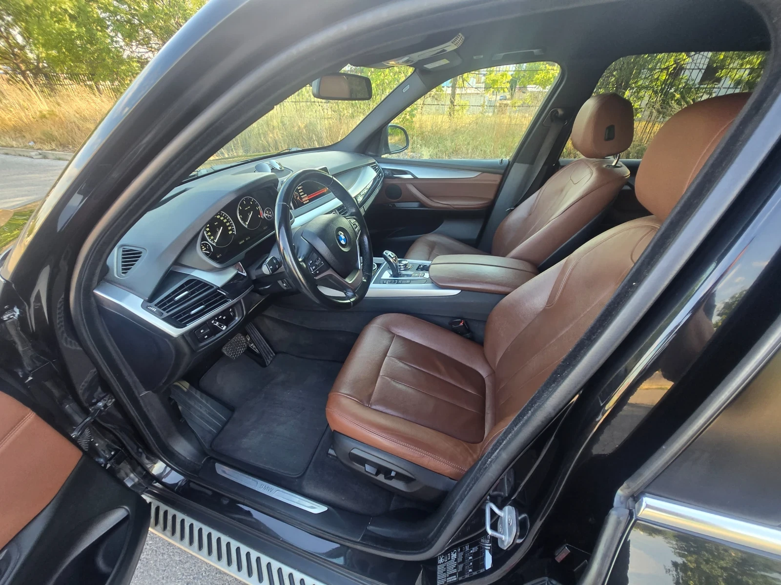 BMW X5 3.0/320кс. на 22ки - изображение 10