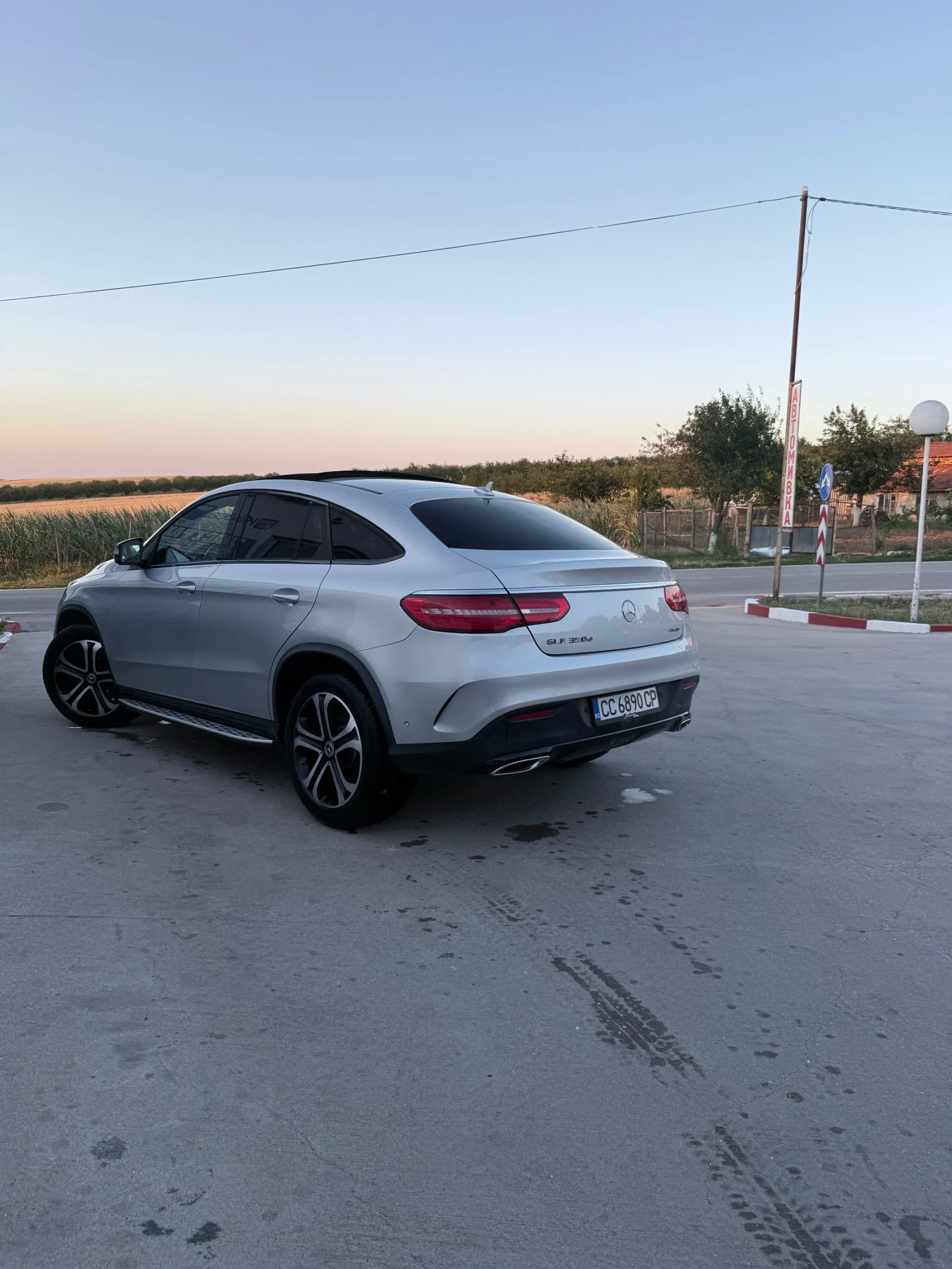 Mercedes-Benz GLE 350, снимка 2 - Автомобили и джипове - 54960556