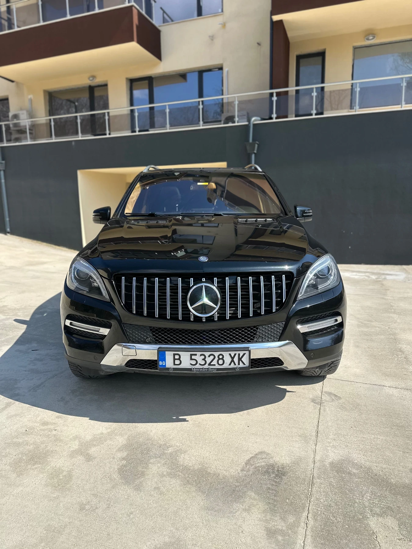 Mercedes-Benz ML 350 Sport, снимка 2 - Автомобили и джипове - 55790047
