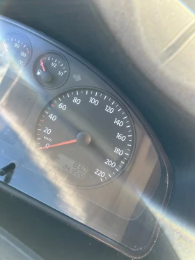 Обява за продажба на VW Transporter ~14 950 лв. - изображение 11 | Auto.bg Обява за продажба на VW Transporter ~14 950 лв. - изображение 11