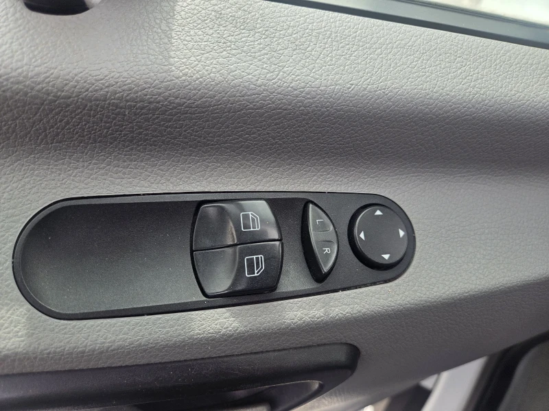 Mercedes-Benz Sprinter 316 CDI, ХЛАДИЛЕН, Темпомат, Климатик, снимка 12 - Бусове и автобуси - 52177242