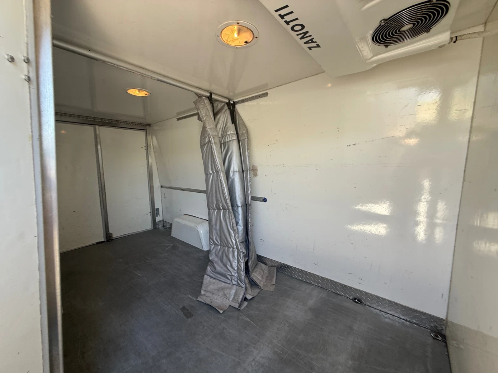 Fiat Ducato 2.3 - изображение 10