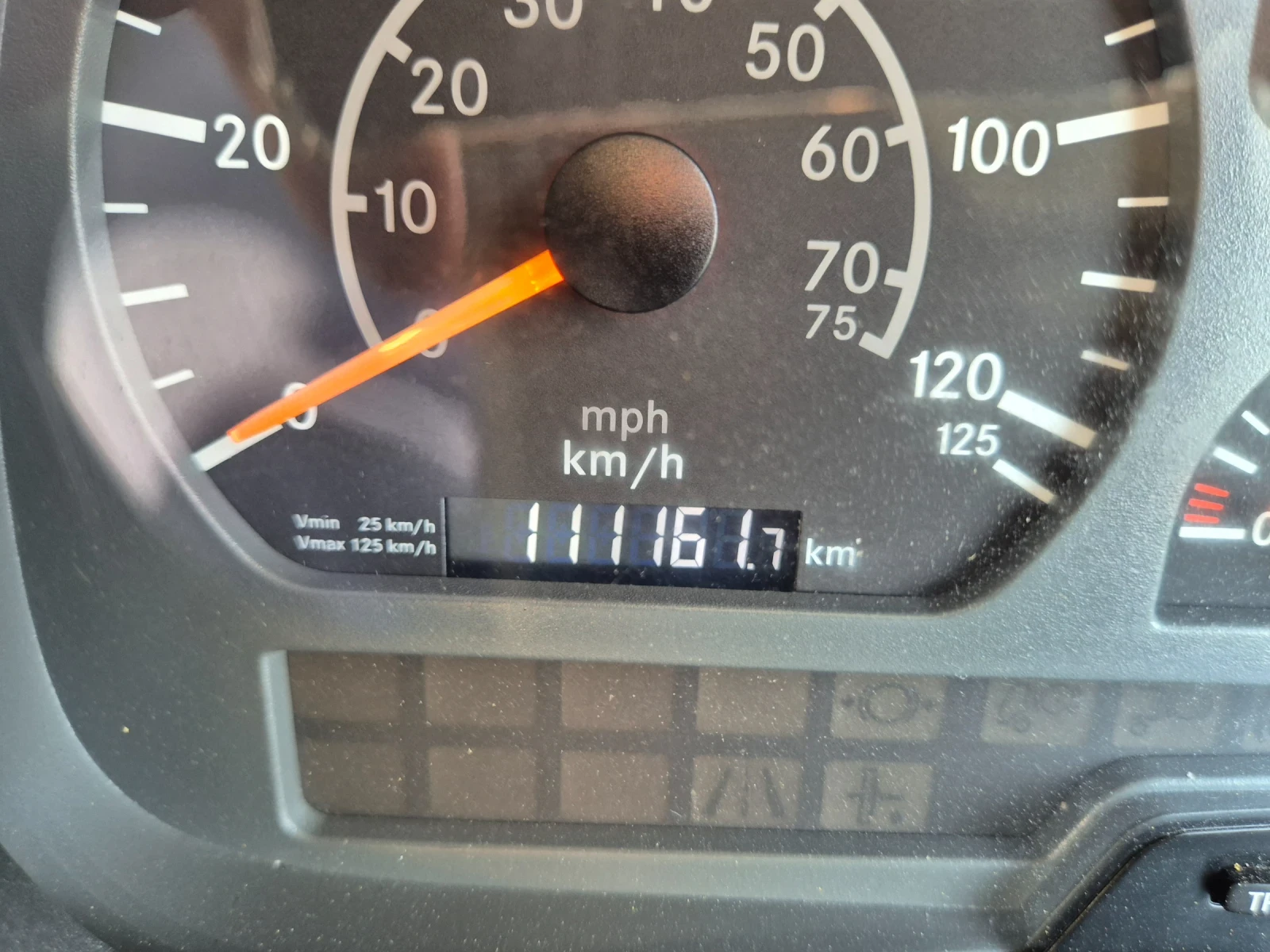 Mercedes-Benz 1824  44 | Mobile.bg   11