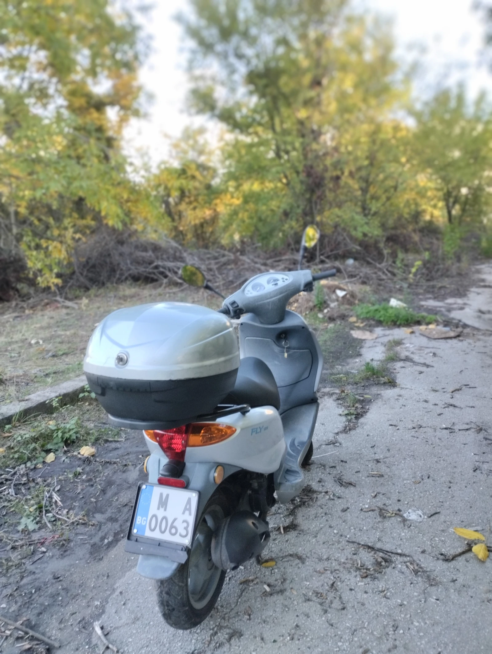 Piaggio Fly 125 - изображение 4