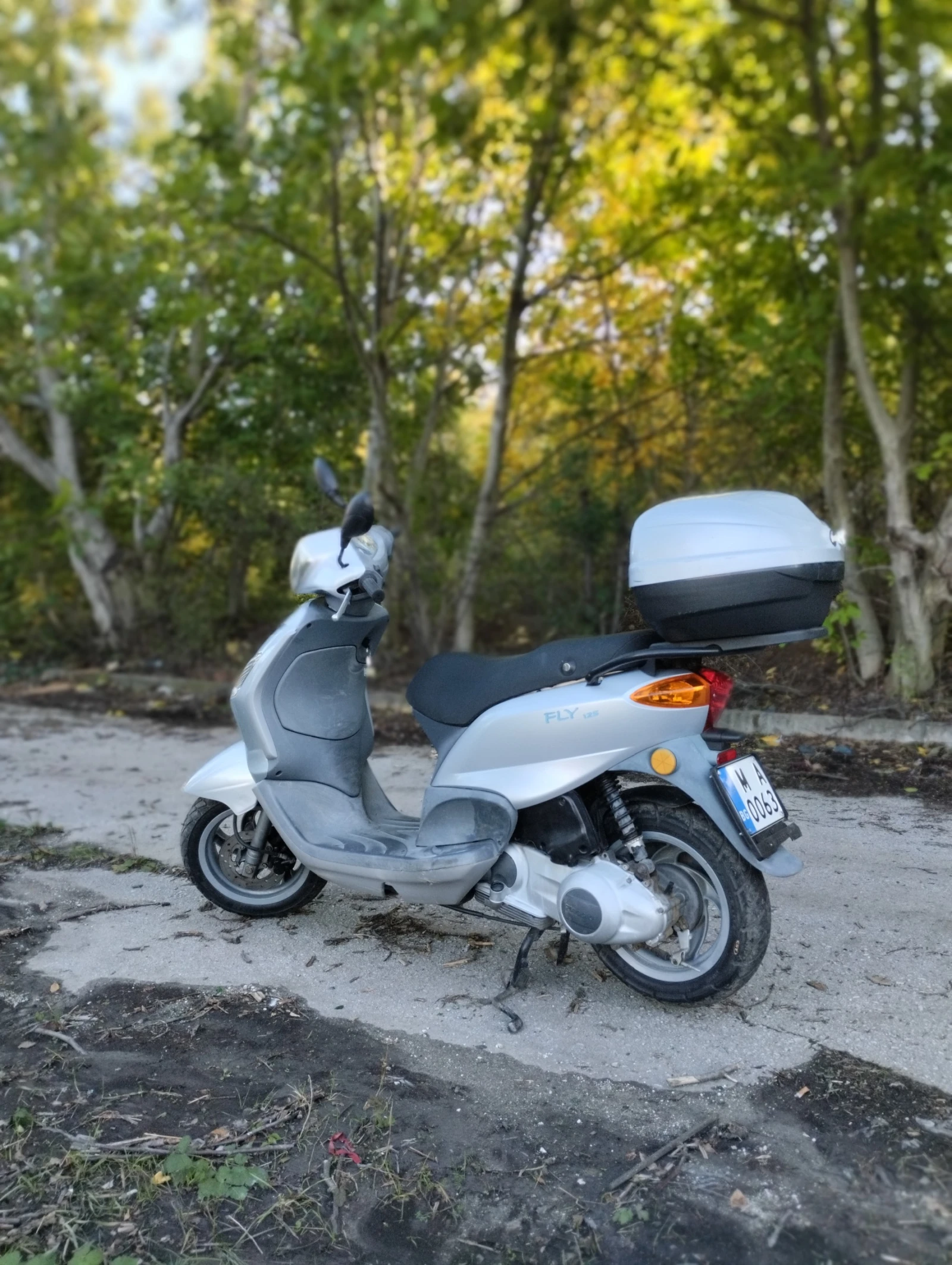 Piaggio Fly 125 - изображение 8