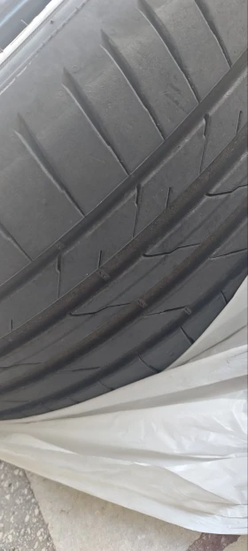 Гуми Летни 235/50R19, снимка 4