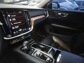 Volvo S60 Recharge Plug-In Hybrid T8 R-Design Expression, снимка 12