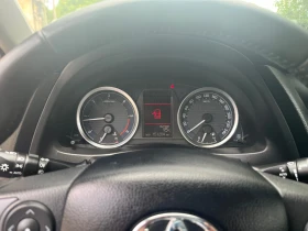 Toyota Auris 1.4 D4D, снимка 12