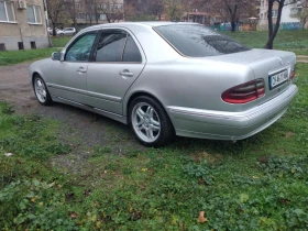 Mercedes-Benz E 320, снимка 4