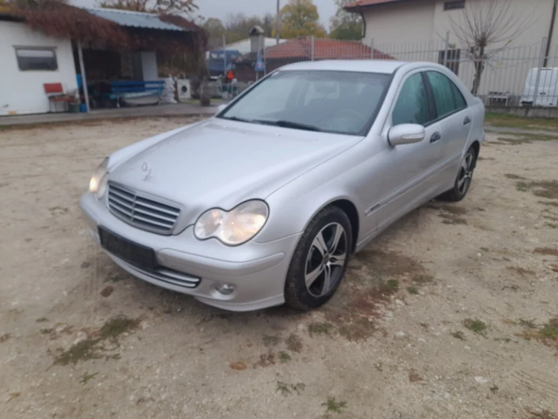 Mercedes-Benz C 220 2.2 CDI, снимка 5 - Автомобили и джипове - 48545993