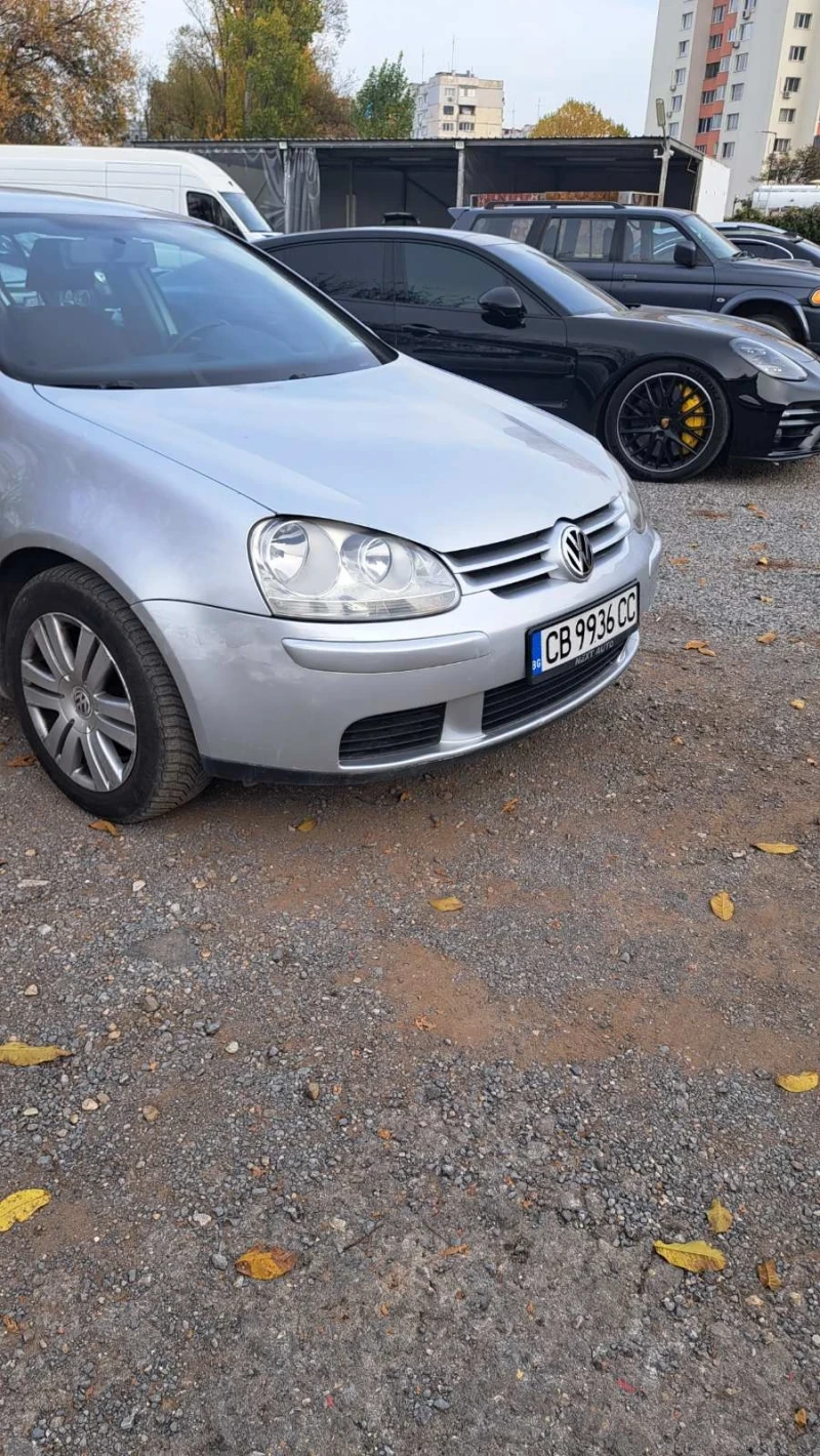 VW Golf 1.6 LPG, снимка 11 - Автомобили и джипове - 48140353