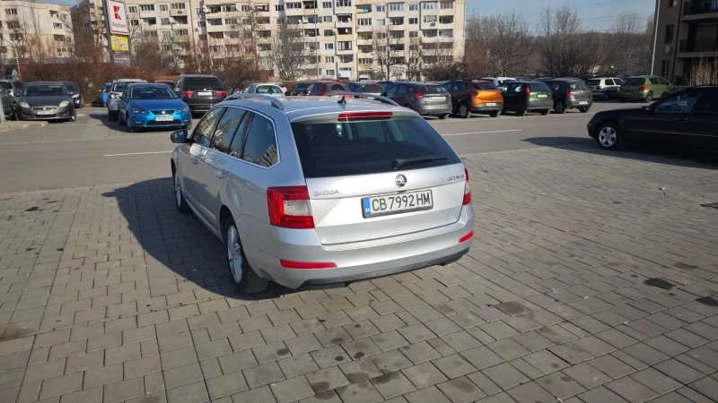 Skoda Octavia 86000 км, Кожа, Нави, Камери, снимка 6 - Автомобили и джипове - 48469821