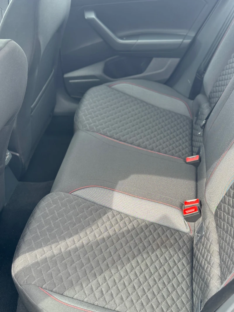 VW Polo 1.6 TDI, снимка 12 - Автомобили и джипове - 50087688