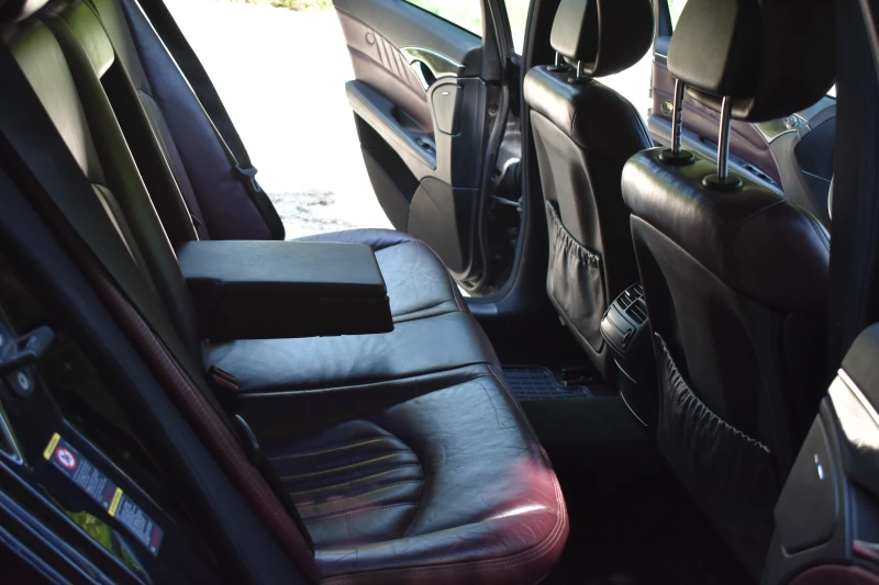 Mercedes-Benz E 320 AMG PACK / DESIGNO, снимка 12 - Автомобили и джипове - 51286325