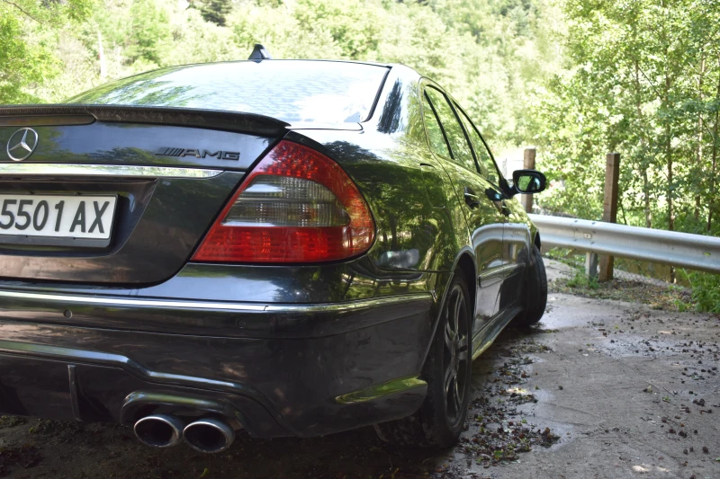 Mercedes-Benz E 320 AMG PACK / DESIGNO, снимка 2 - Автомобили и джипове - 51286325