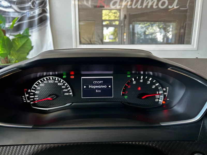 Peugeot 2008 1.5BLUE HDI ALLURE EAT8 131, снимка 15 - Автомобили и джипове - 51180725