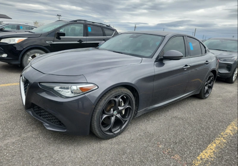 Alfa Romeo Giulia 4DR SDN AWD