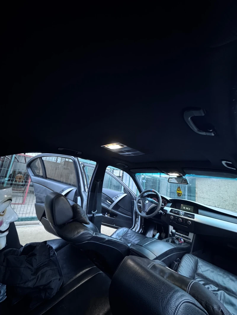 BMW 525, снимка 7 - Автомобили и джипове - 52191137